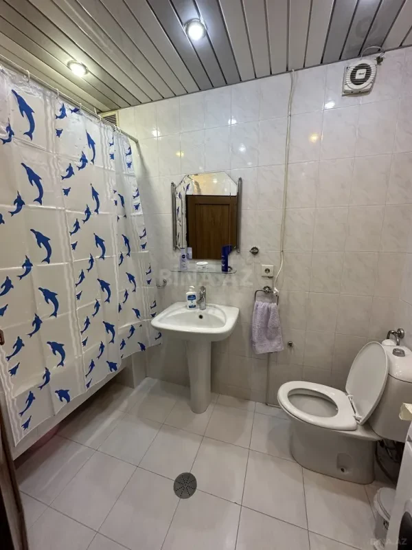 Kirayə verilir 2 otaqlı mənzil 80 m²
