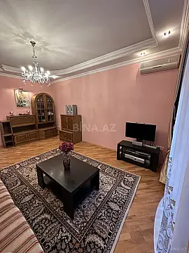Kirayə verilir 2 otaqlı mənzil 80 m²