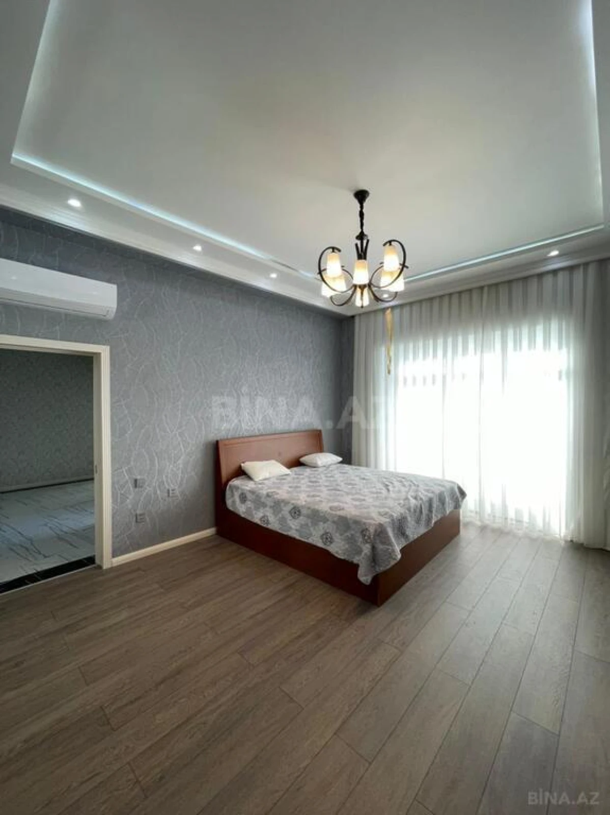 Kirayə verilir 6 otaqlı həyət evi 350 m²