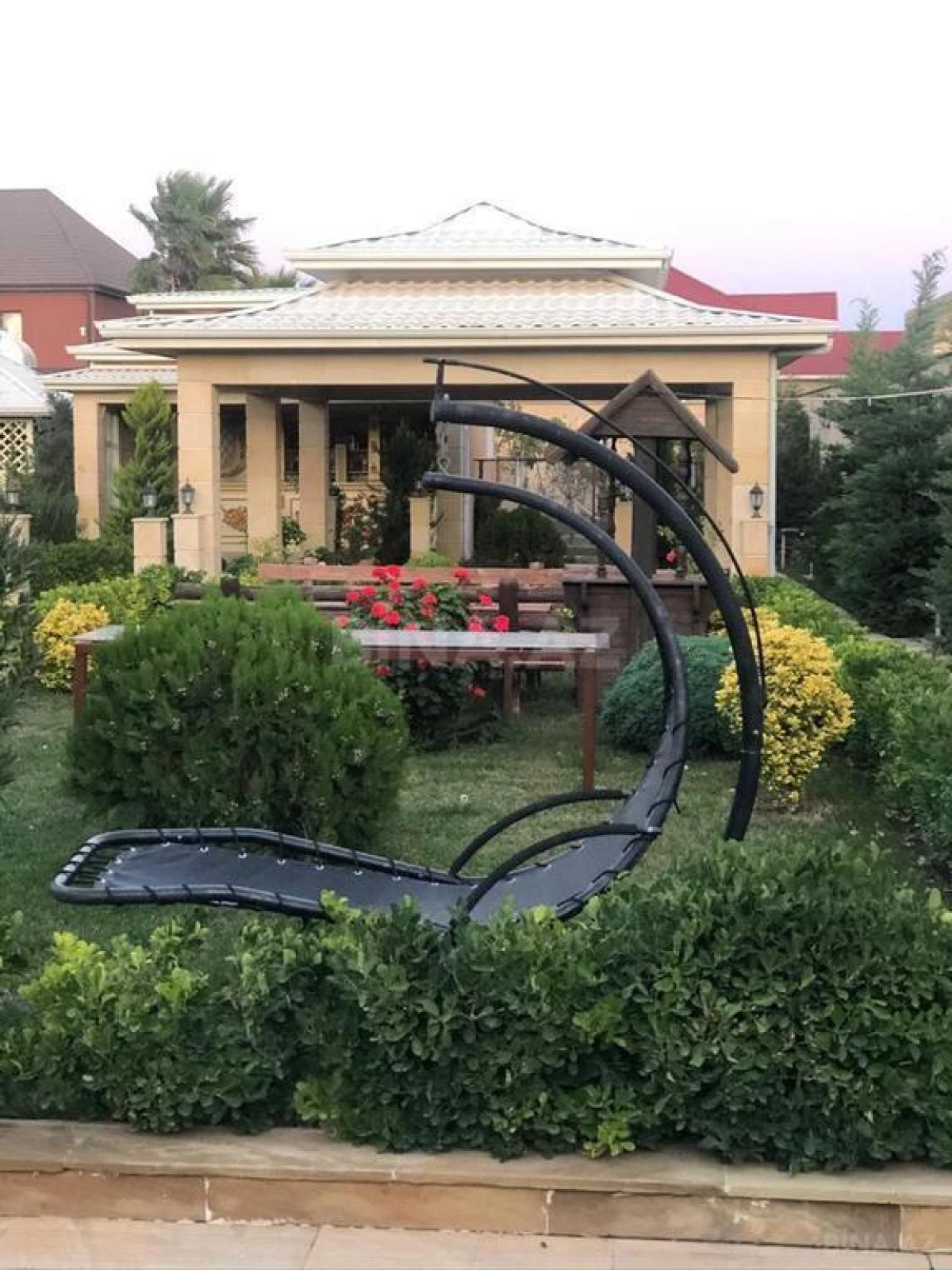 Kirayə verilir 5 otaqlı həyət evi 400 m²