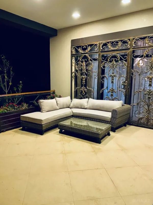 Kirayə verilir 5 otaqlı həyət evi 300 m²