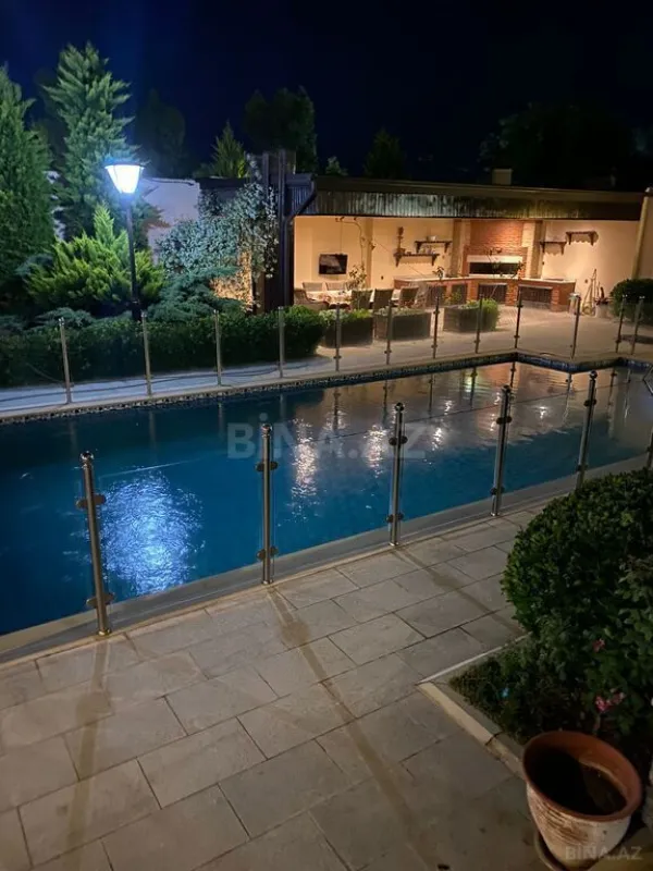 Kirayə verilir 5 otaqlı həyət evi 300 m²