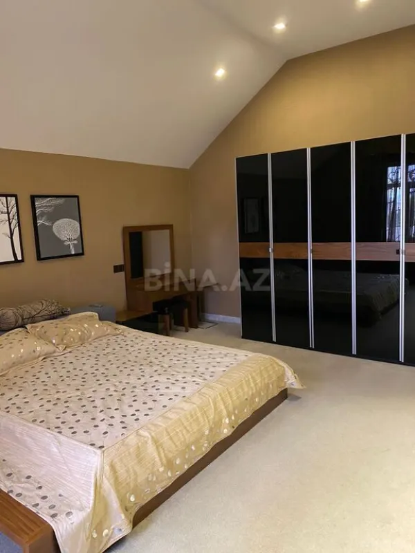 Kirayə verilir 5 otaqlı həyət evi 300 m²