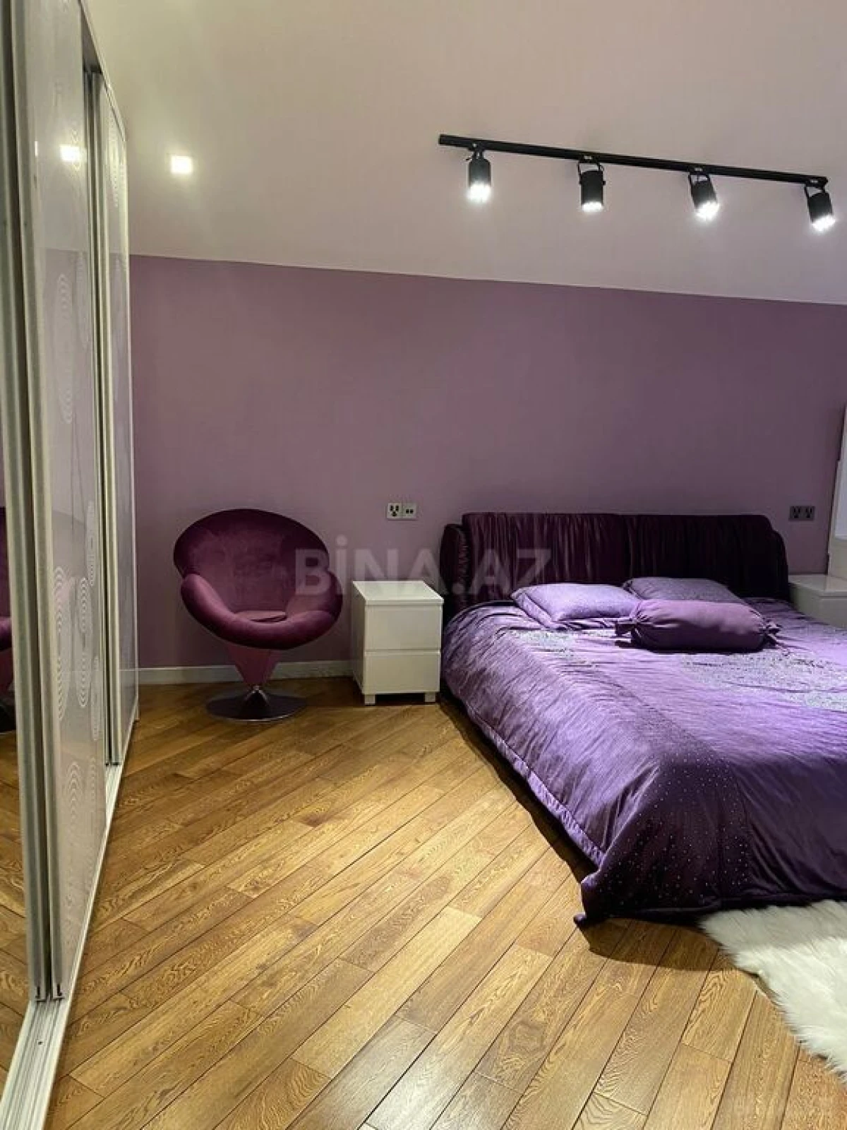 Kirayə verilir 5 otaqlı həyət evi 300 m²