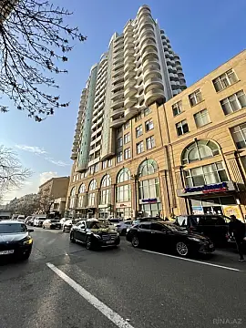 Satılır 5 otaqlı mənzil 270 m² — Bakı, Xətai m/s yanı 5 otaq 270.00 m²