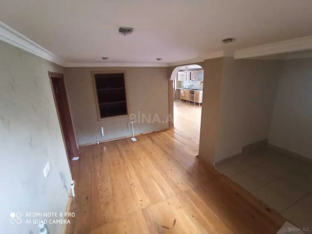 Satılır 6 otaqlı həyət evi 146.9 m²