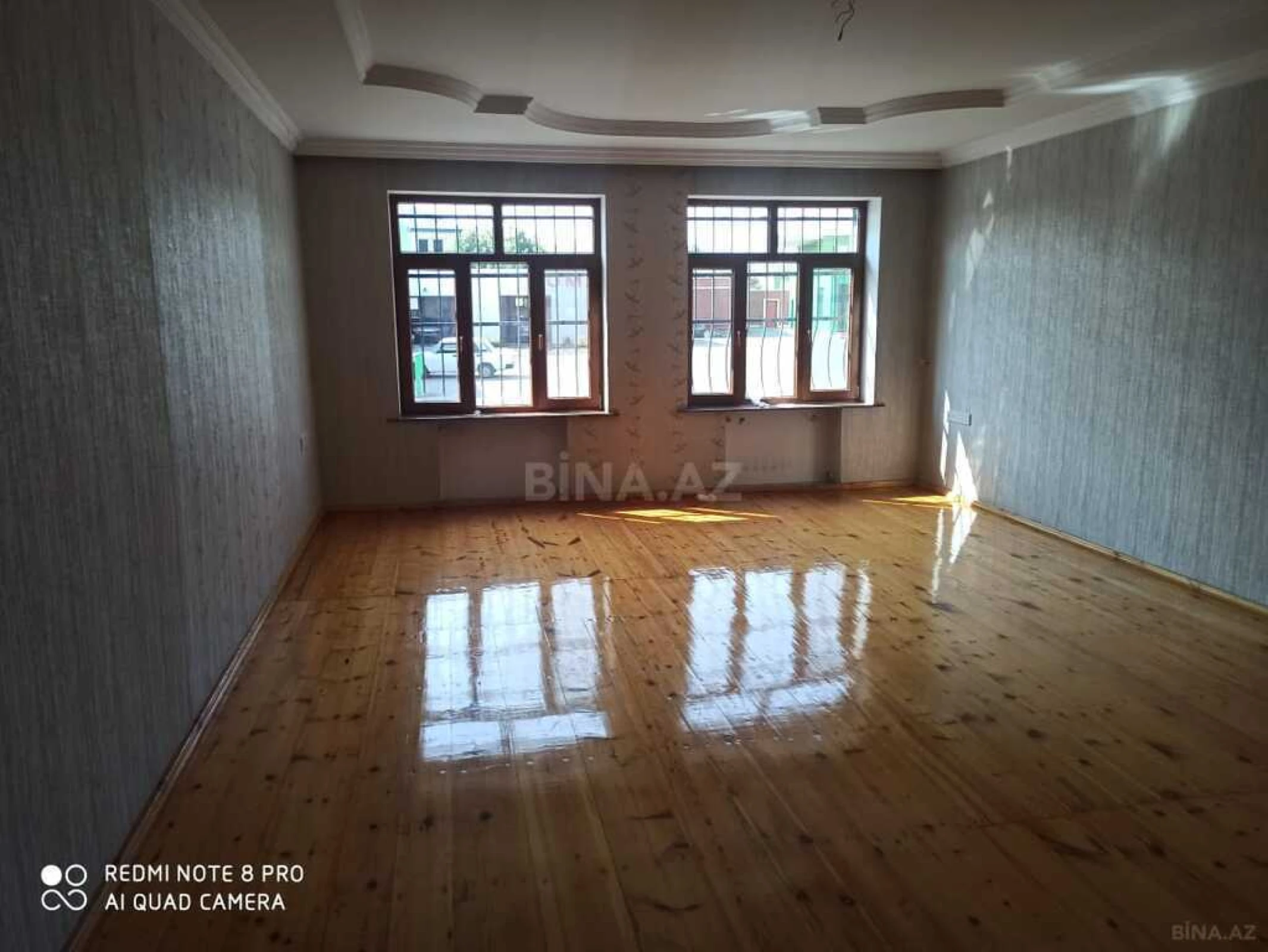 Satılır 6 otaqlı həyət evi 146.9 m²