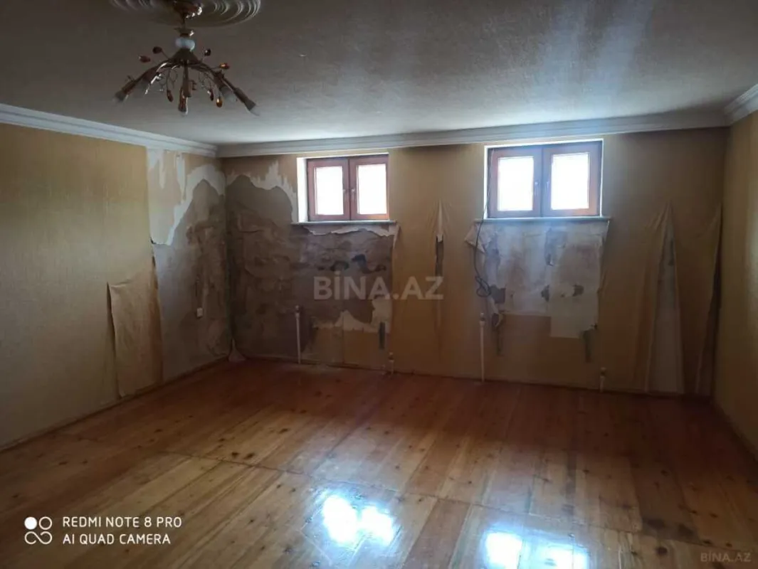 Satılır 6 otaqlı həyət evi 146.9 m²