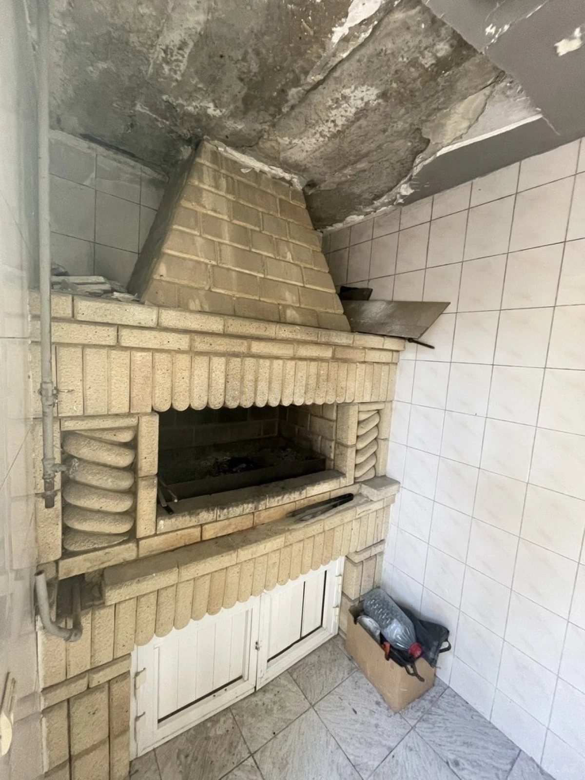 Satılır 20 otaqlı həyət evi 600 m²