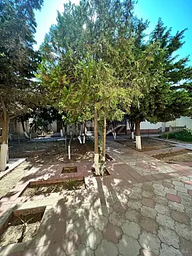 Satılır 20 otaqlı həyət evi 600 m²
