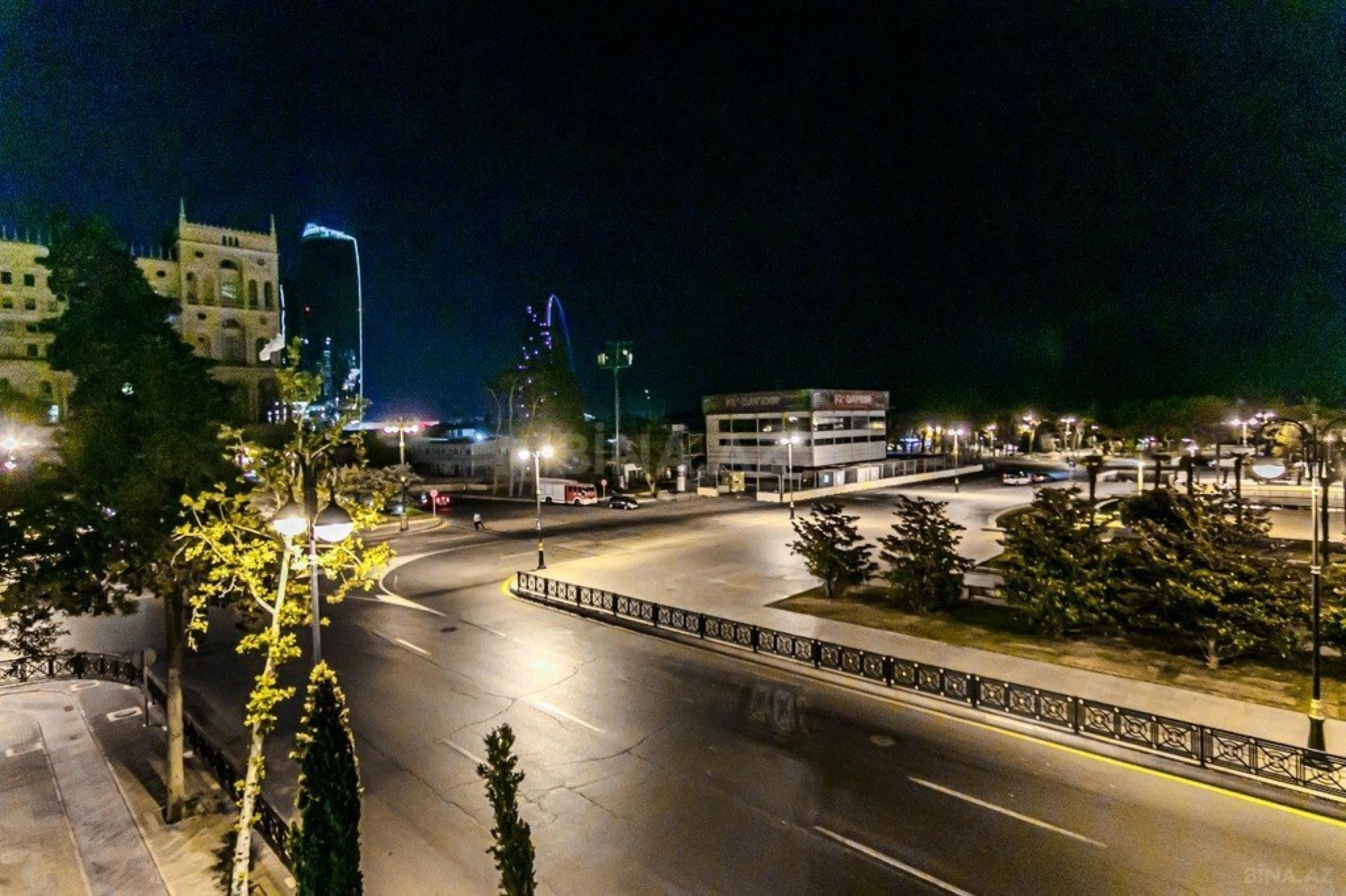 Kirayə verilir 4 otaqlı mənzil 150 m²