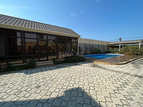 Kirayə verilir 5 otaqlı həyət evi 350 m²