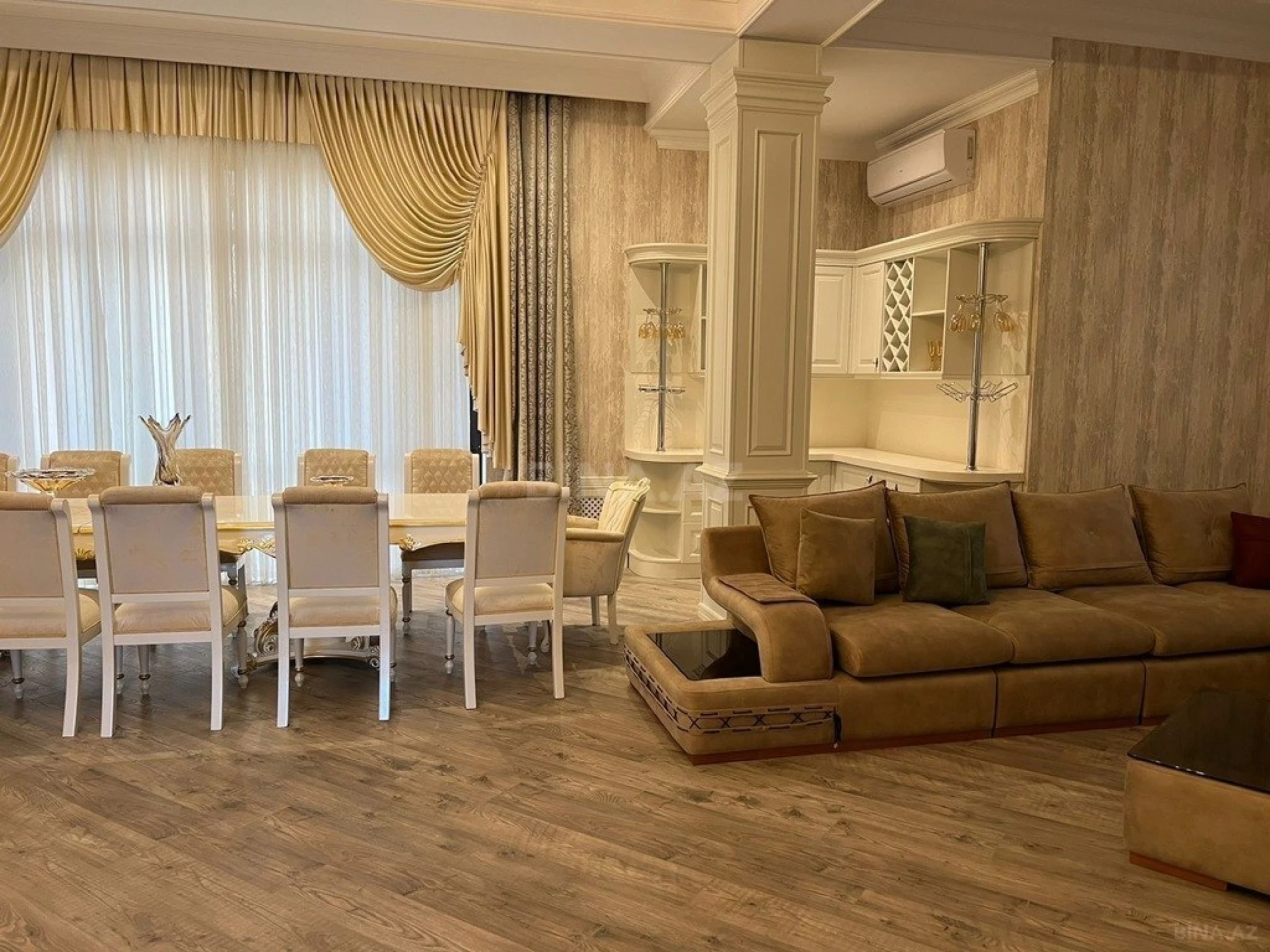 Kirayə verilir 5 otaqlı həyət evi 350 m²