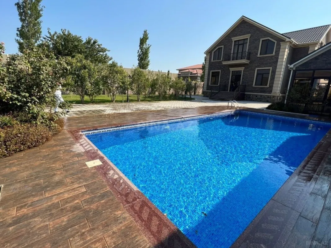 Kirayə verilir 5 otaqlı həyət evi 350 m²