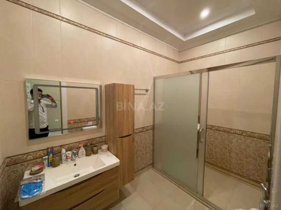 Kirayə verilir 5 otaqlı həyət evi 350 m²