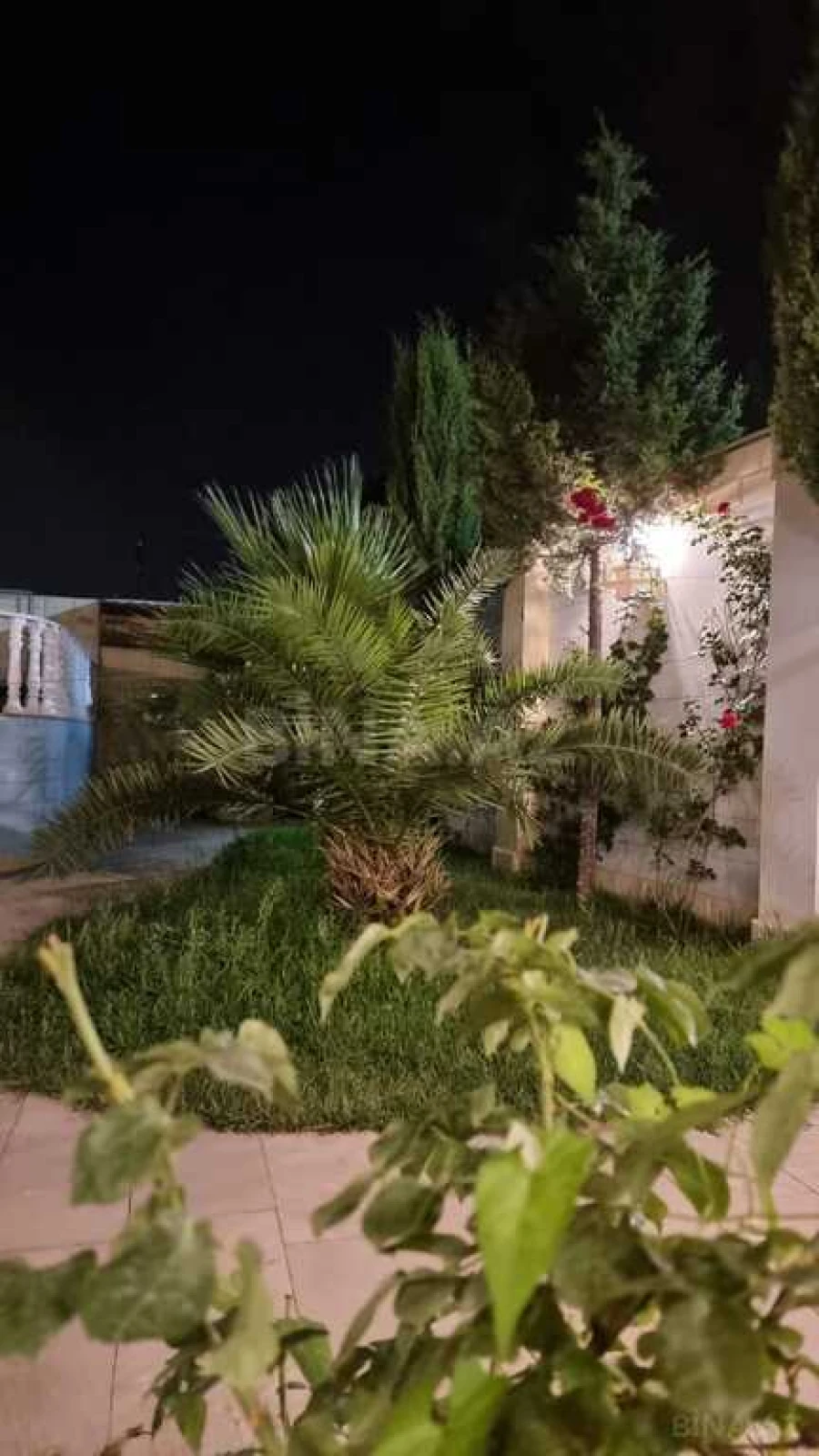 Kirayə verilir 4 otaqlı həyət evi 300 m²