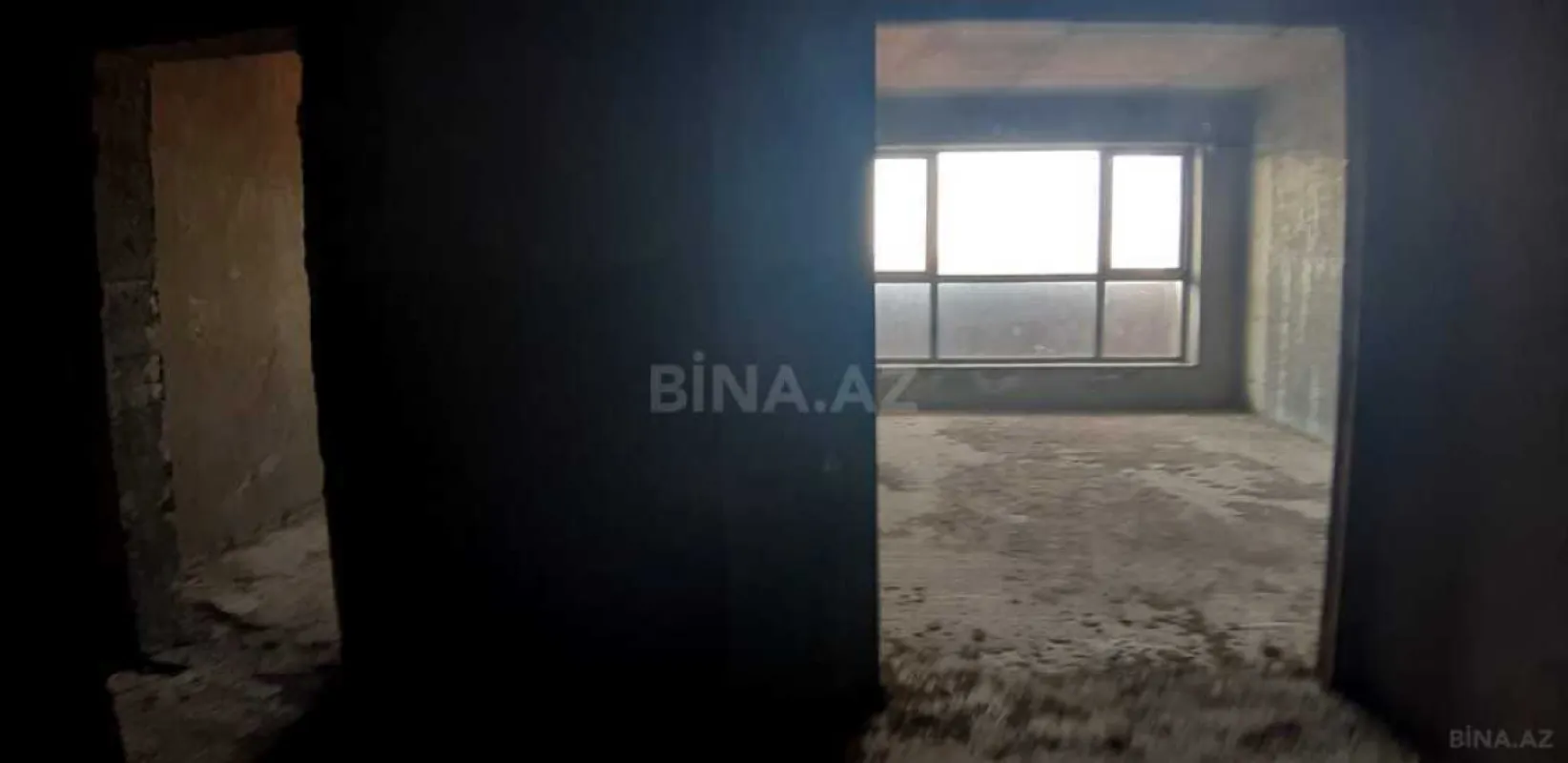 Satılır 3 otaqlı mənzil 147.5 m²