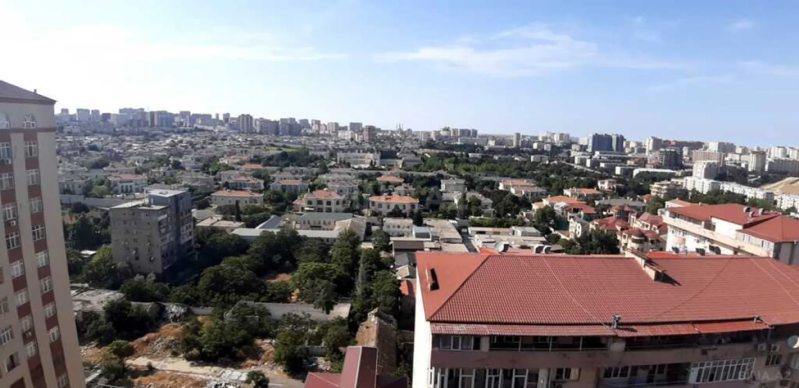 Satılır 3 otaqlı mənzil 147.5 m²