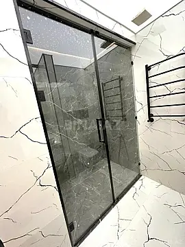 Satılır 2 otaqlı mənzil 80 m²