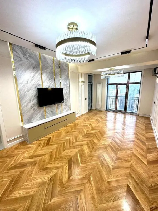 Satılır 2 otaqlı mənzil 80 m²