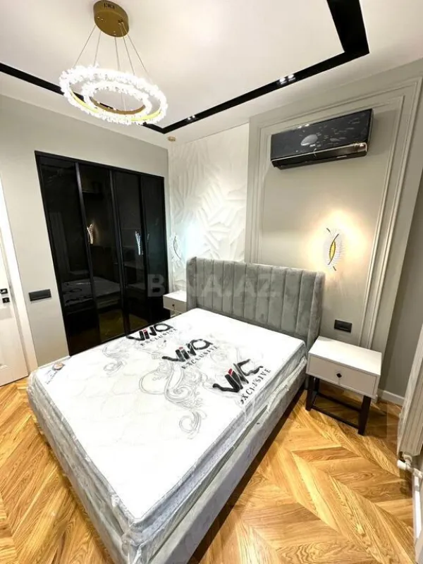 Satılır 2 otaqlı mənzil 80 m²