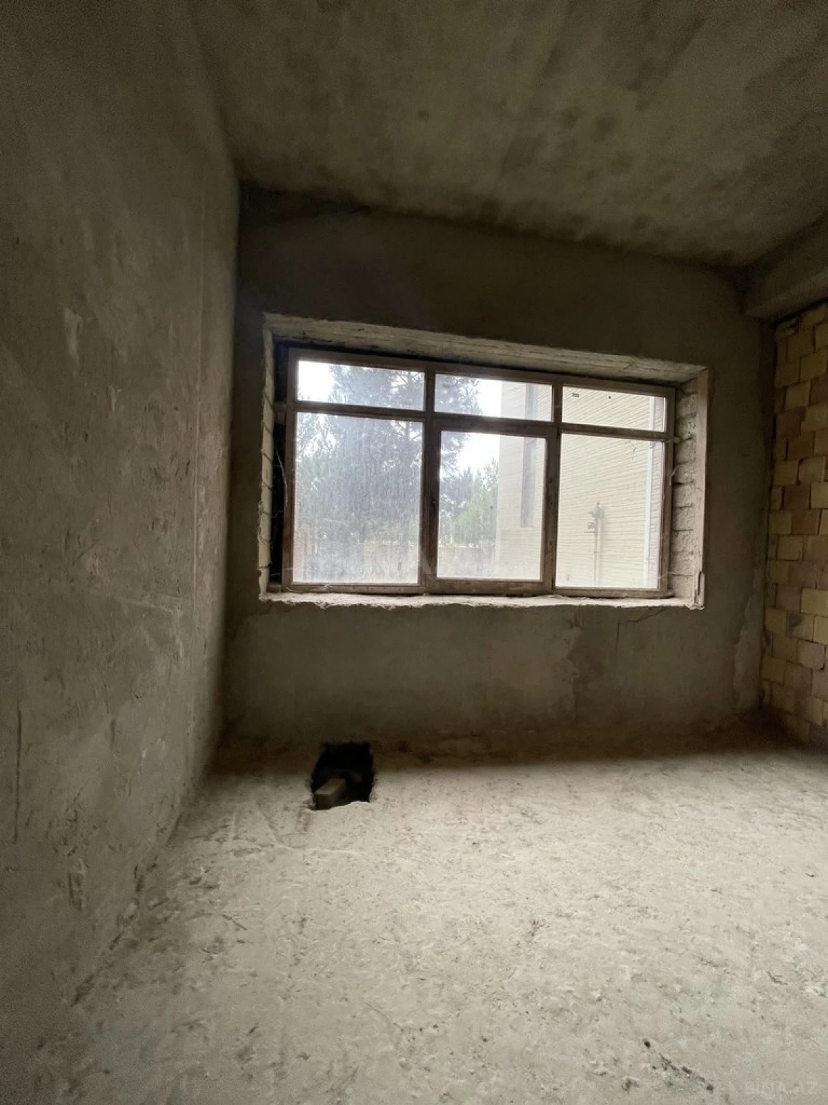 Satılır 7 otaqlı həyət evi 370 m²