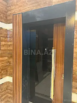 Satılır 4 otaqlı mənzil 260 m²