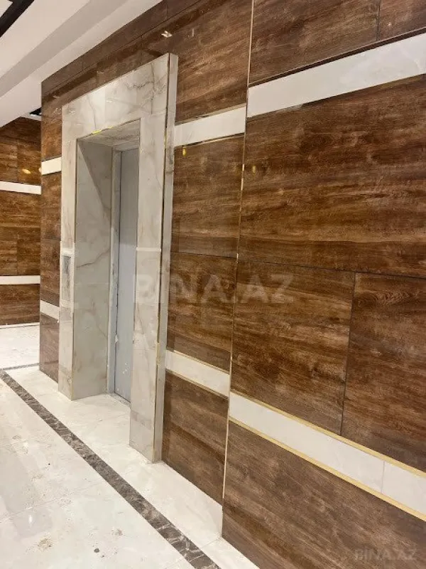 Satılır 4 otaqlı mənzil 260 m²