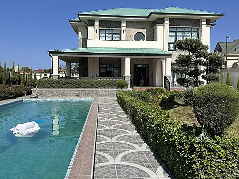 Kirayə verilir 5 otaqlı həyət evi 280 m²