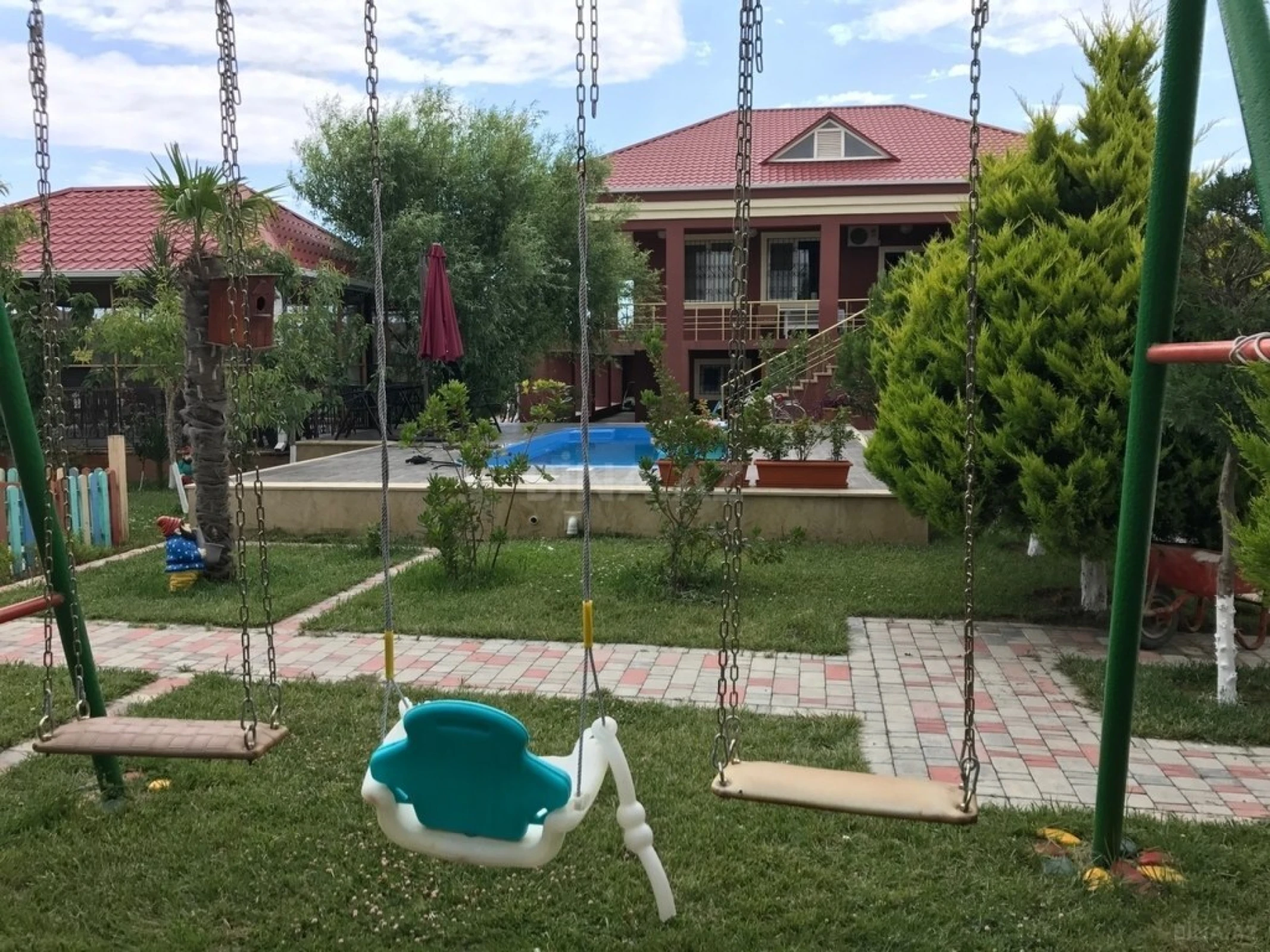 Kirayə verilir həyət evi 260 m²