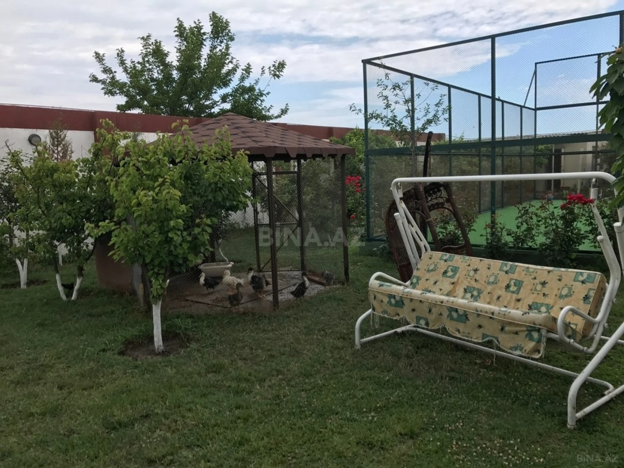 Kirayə verilir həyət evi 260 m²