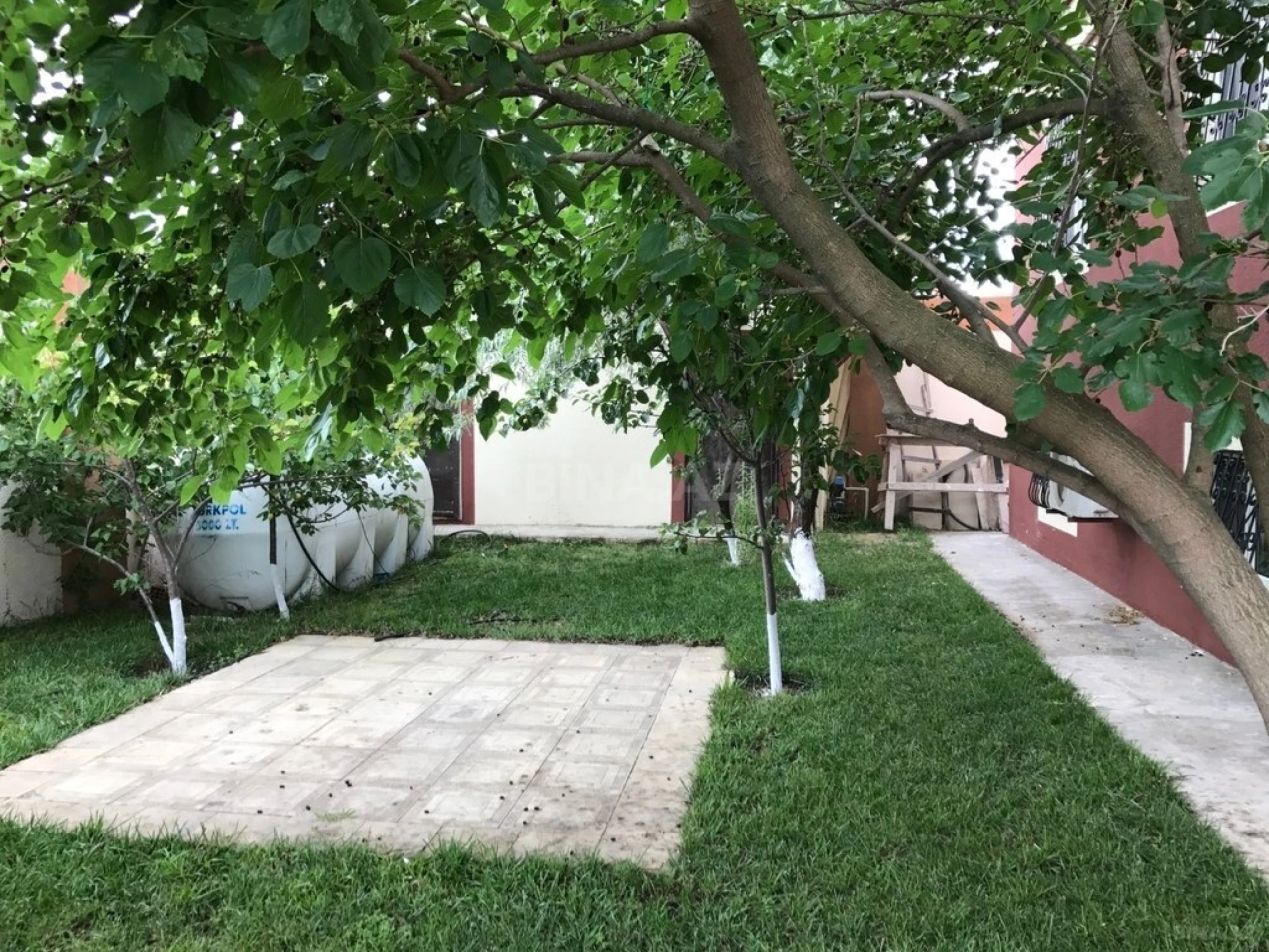 Kirayə verilir həyət evi 260 m²