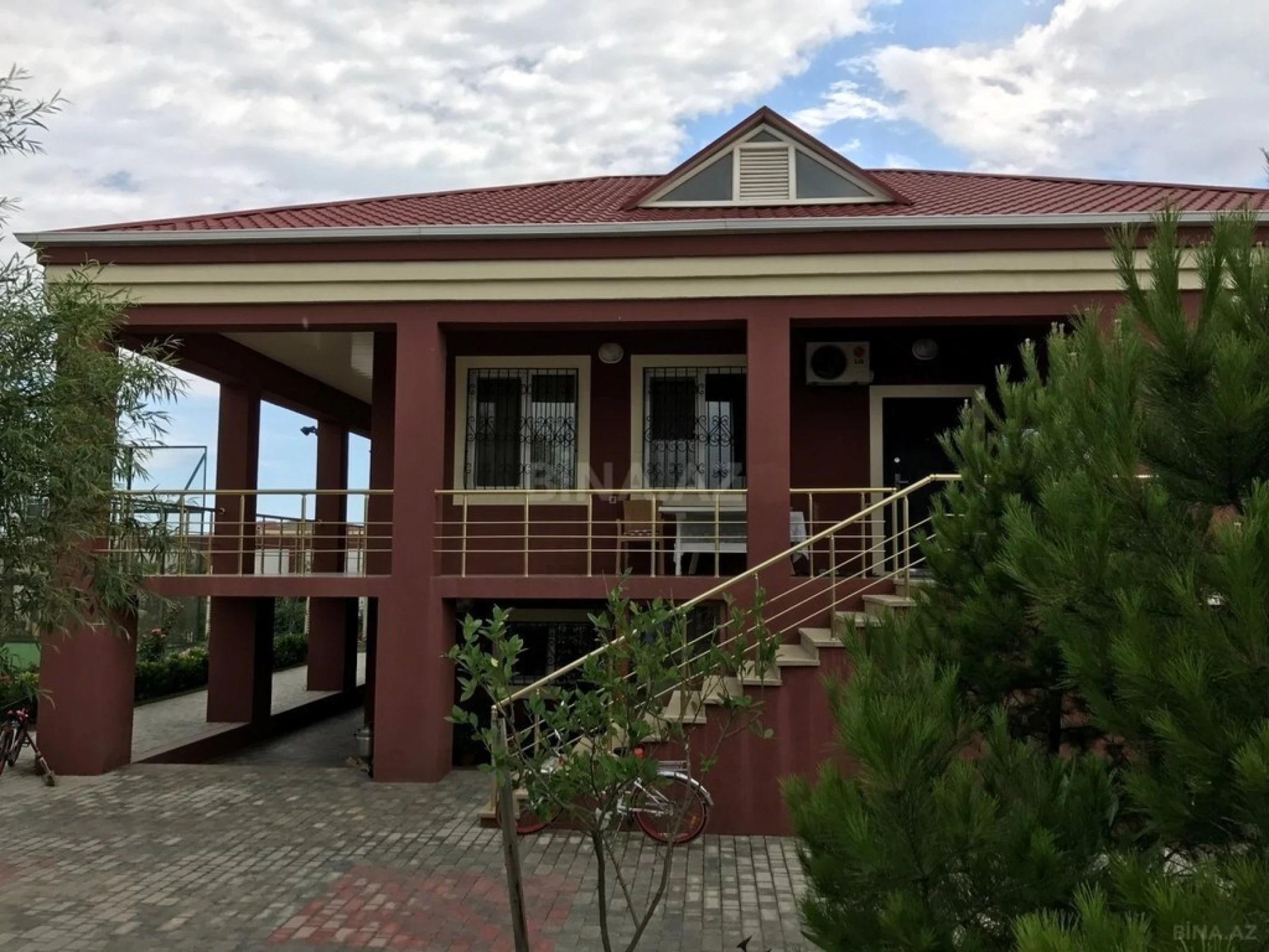 Kirayə verilir həyət evi 260 m²