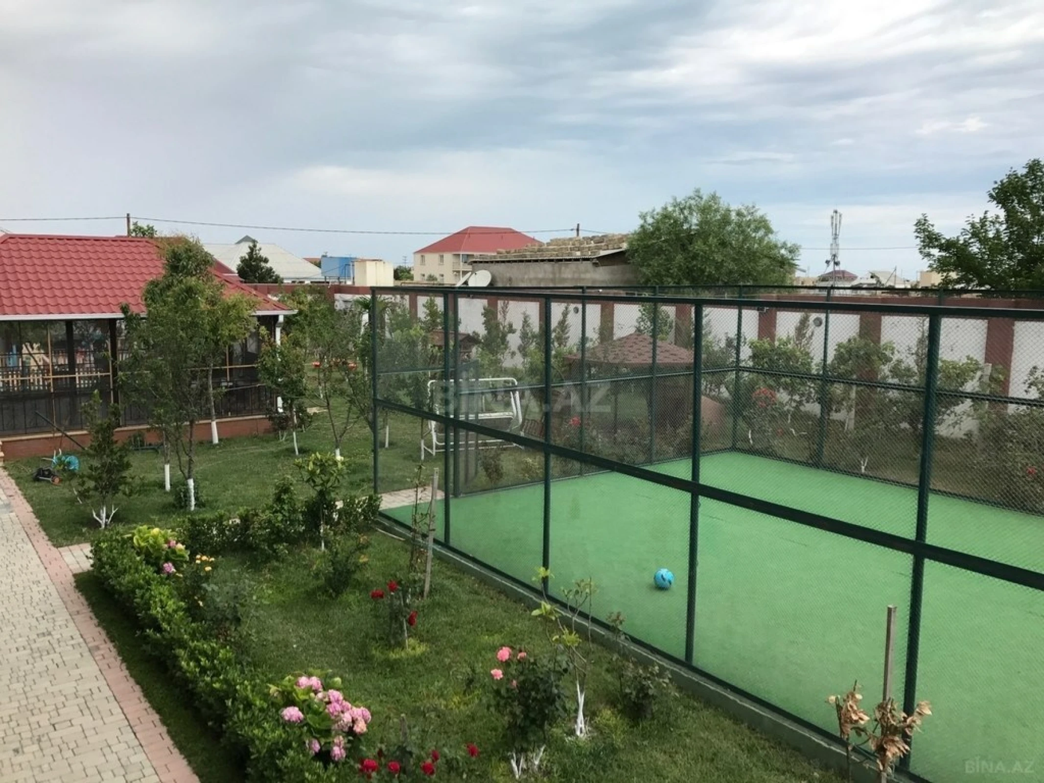 Kirayə verilir həyət evi 260 m²