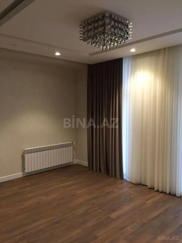 Kirayə verilir 5 otaqlı həyət evi 400 m²