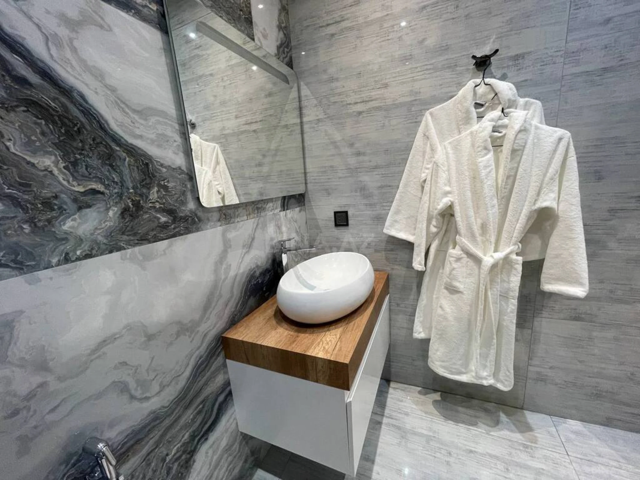 Kirayə verilir 2 otaqlı mənzil 50 m²