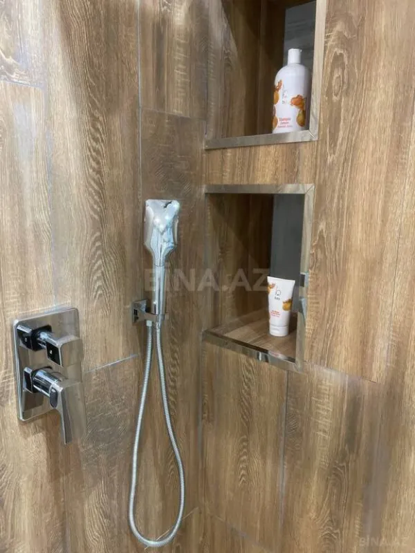 Kirayə verilir 2 otaqlı mənzil 50 m²