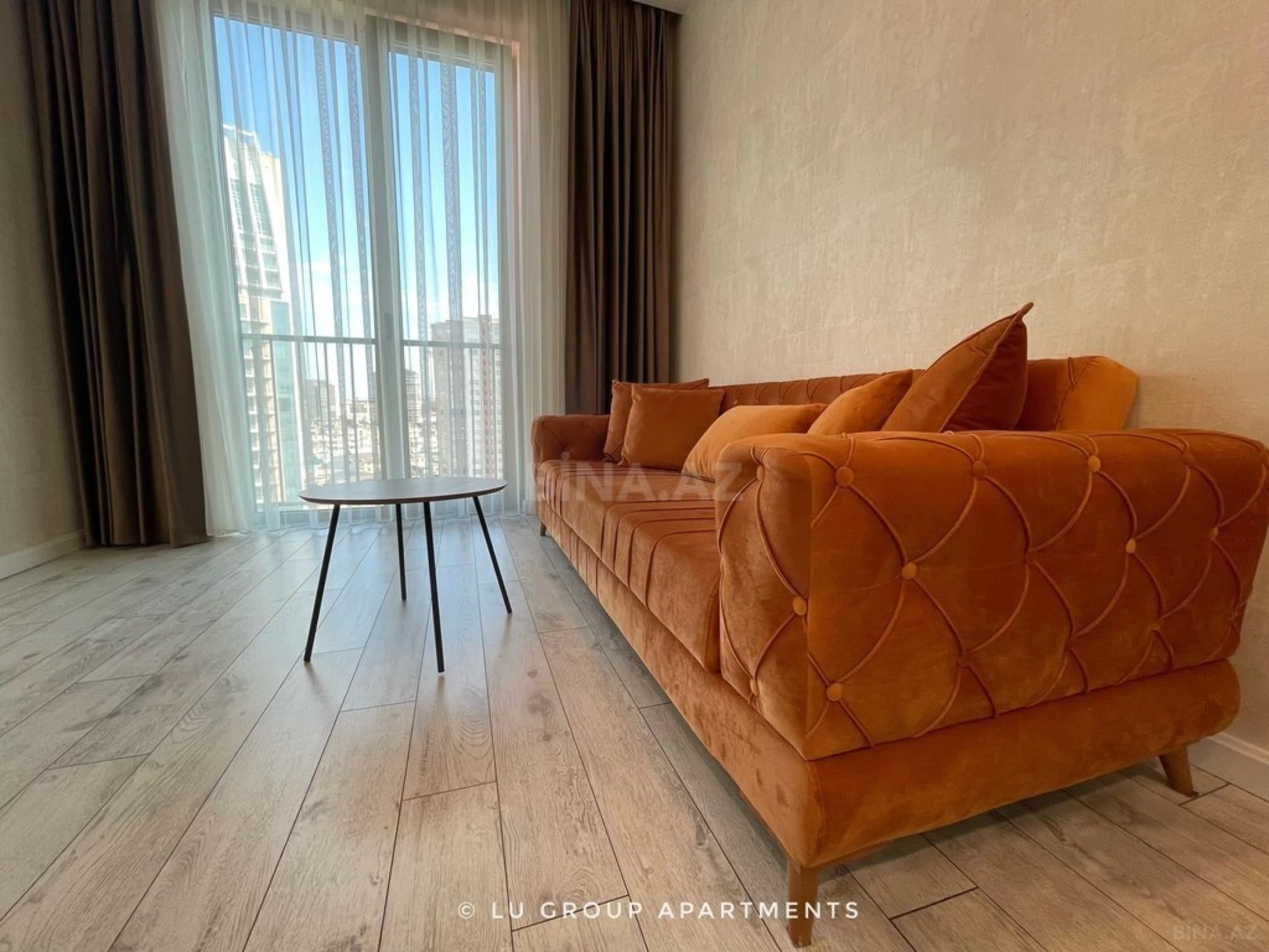 Kirayə verilir 2 otaqlı mənzil 50 m²