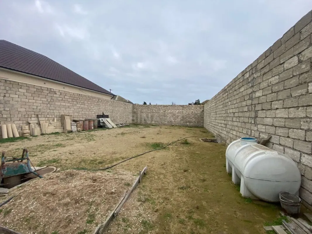 Satılır torpaq sahəsi 10 m²