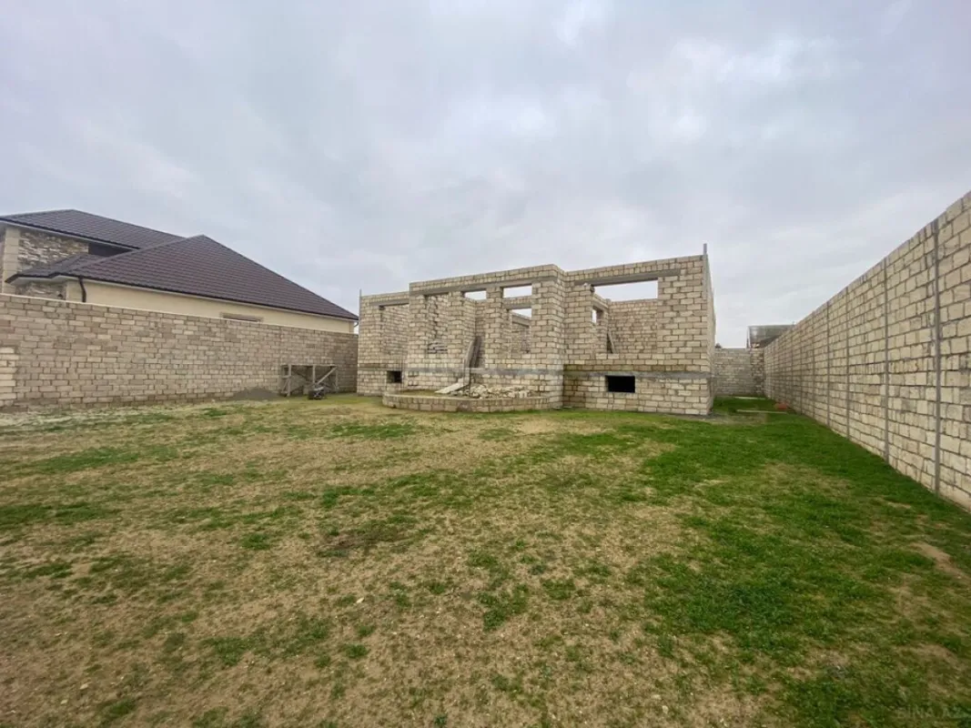 Satılır torpaq sahəsi 10 m²