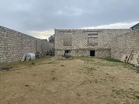 Satılır torpaq sahəsi 10 m²