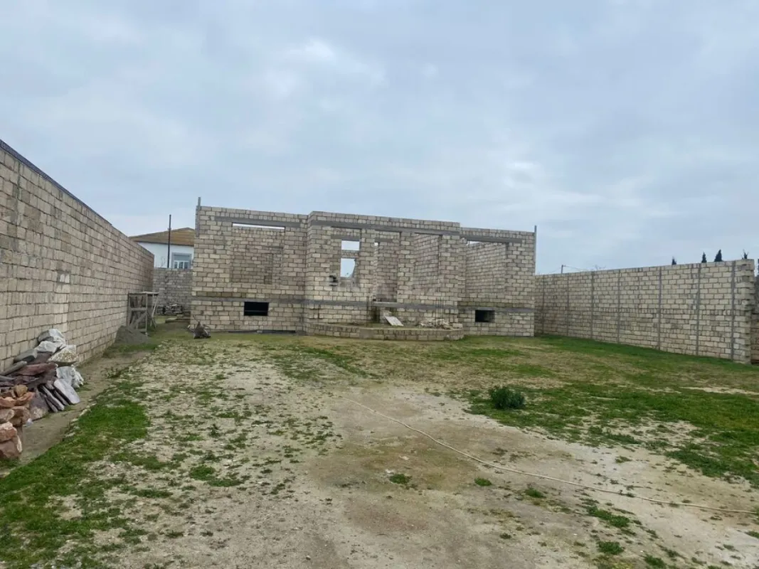 Satılır torpaq sahəsi 10 m²