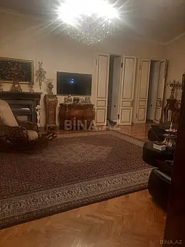 Satılır 3 otaqlı mənzil 150 m²