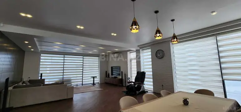Satılır 5 otaqlı həyət evi 350 m²