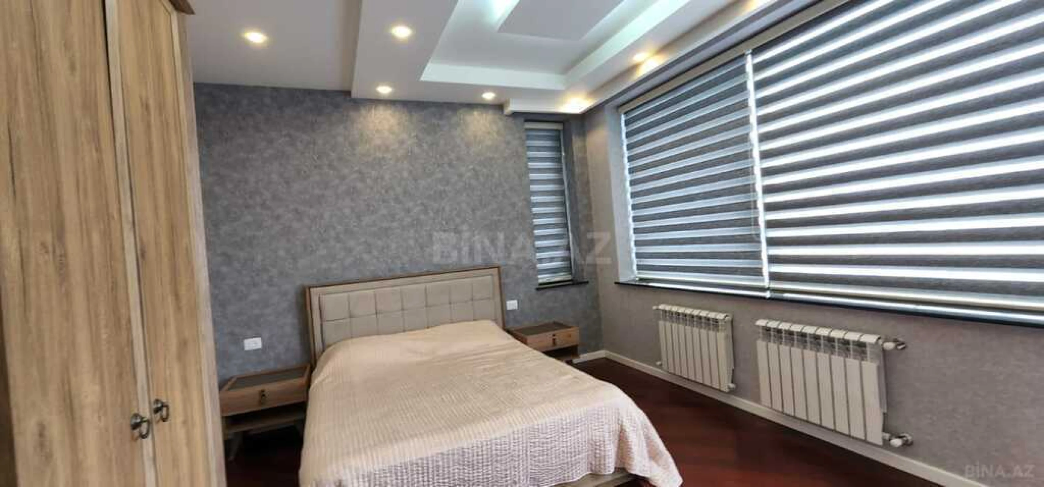 Satılır 5 otaqlı həyət evi 350 m²