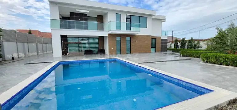 Satılır 5 otaqlı həyət evi 350 m² — Bakı, Mərdəkan 5 otaq 350.00 m²