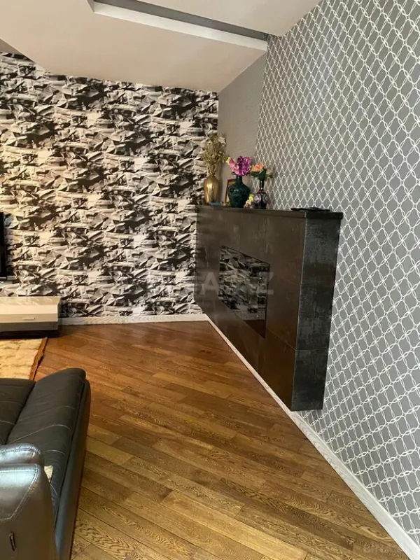 Kirayə verilir 5 otaqlı həyət evi 320 m²