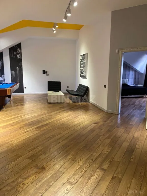 Kirayə verilir 5 otaqlı həyət evi 320 m²