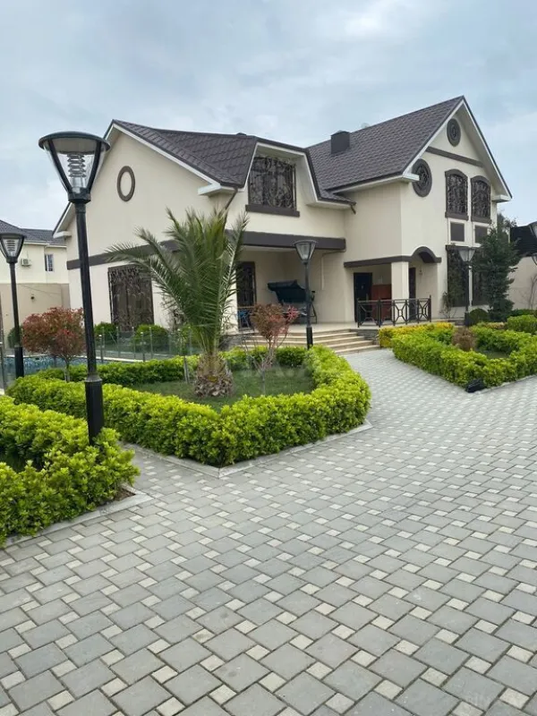 Kirayə verilir 5 otaqlı həyət evi 320 m²