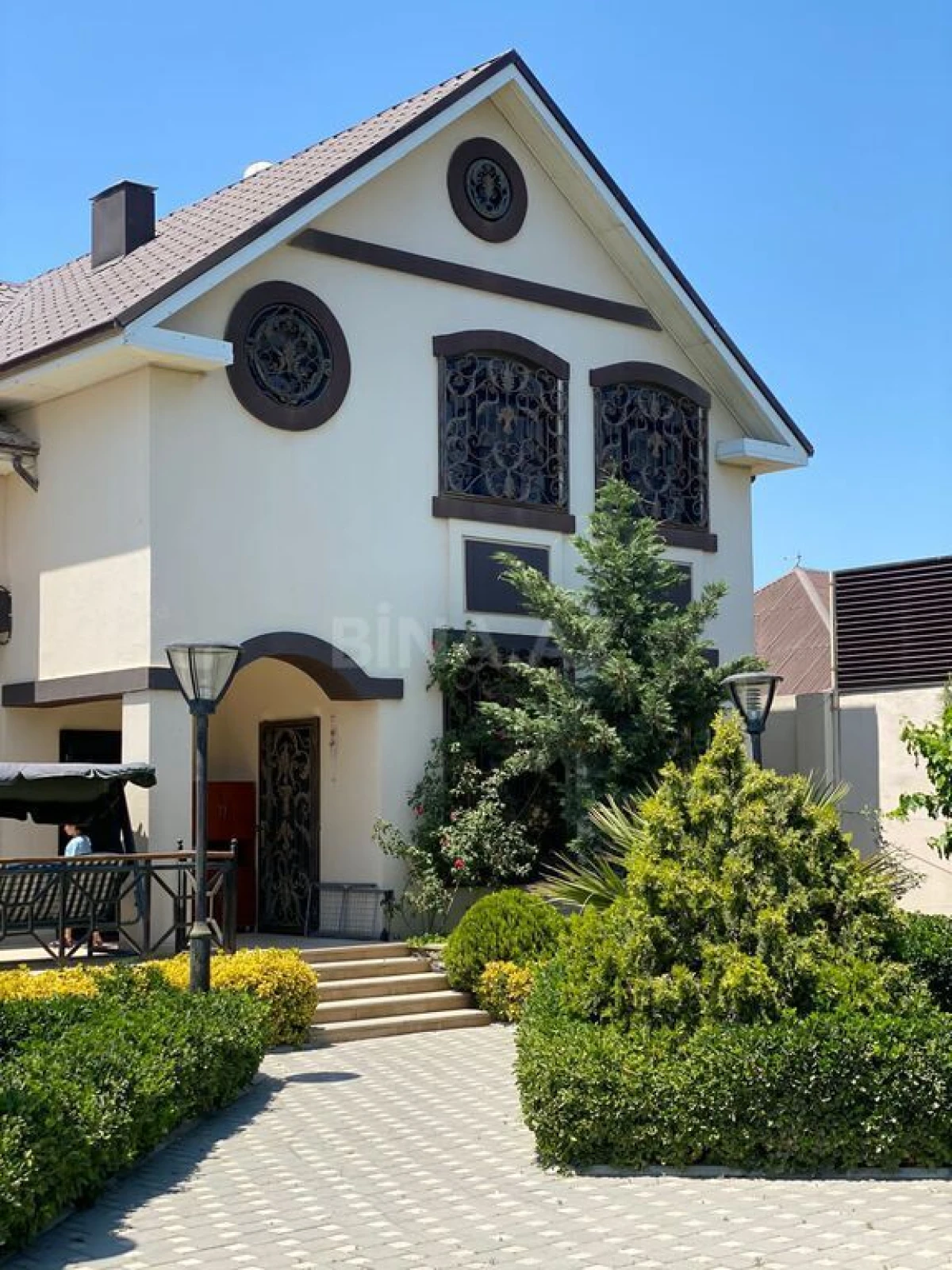 Kirayə verilir 5 otaqlı həyət evi 320 m²